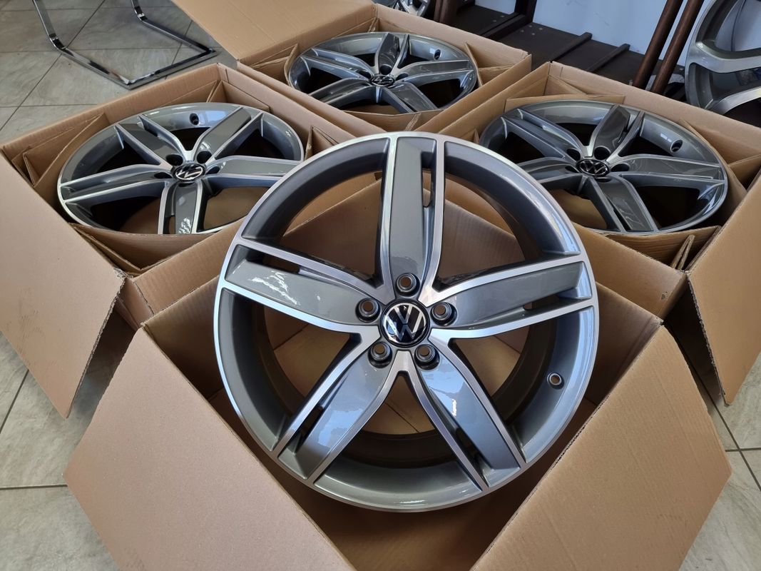 Felgi Vw Golf 5/6/7 Jetta Beetle Vento 19 Cali