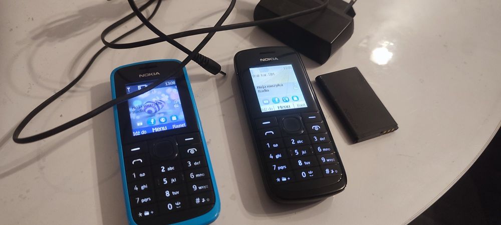 Nokia 113 z ładowarką i dodatkowa bateria