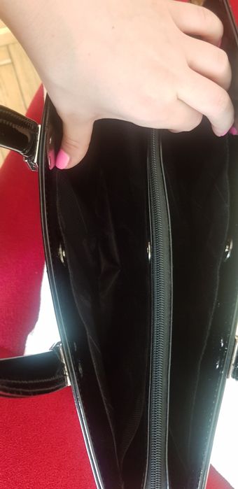 Сумка лаковая, портфель