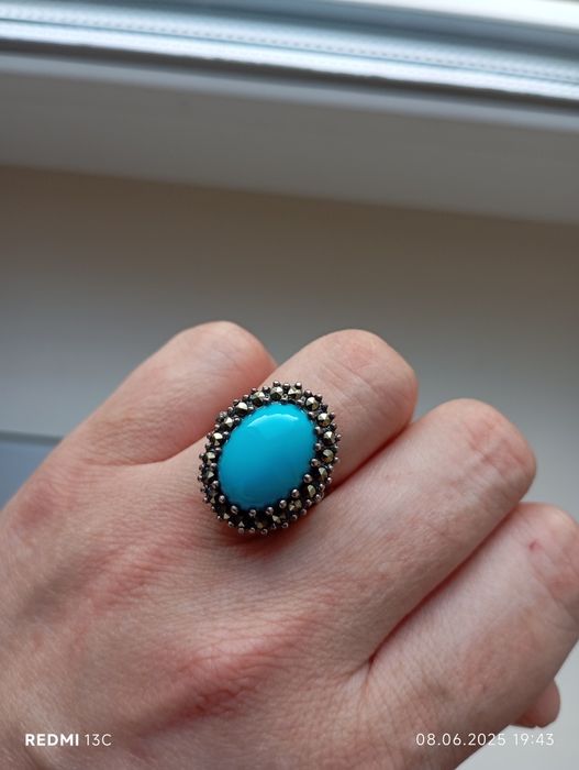 Каблучка срібна з бірюзою та перітом