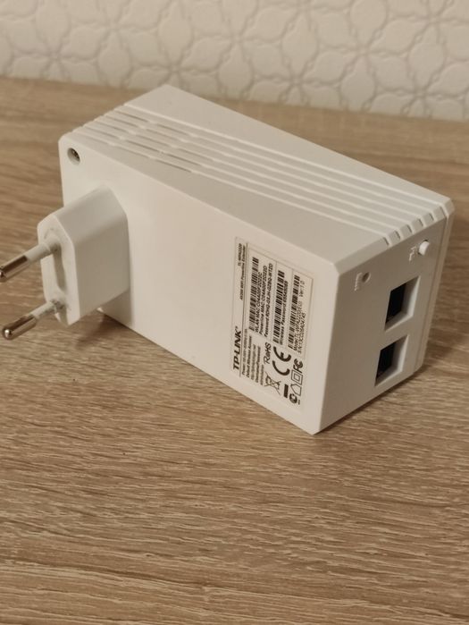 TP-Link AV200 model TL-WPA2220 transmiter