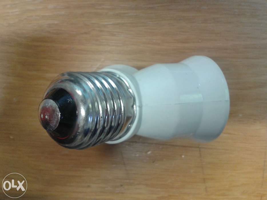 Adaptador E27