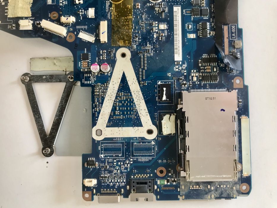 Peça Laptop Motherboard Toshiba Satellite (Boas Condiçoes)