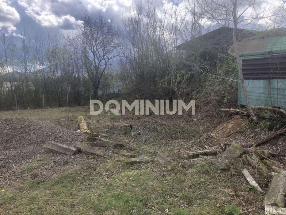 Продається земельна ділянка в с. Велятино