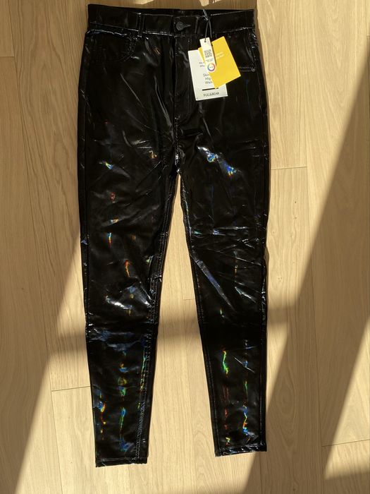 Czarne lakierowane spodnie z efektem holograficznym – Pull&Bear 38