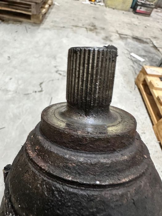 Піввісь Skoda SuperB Octavia. Полуось Ceперь Октавиа