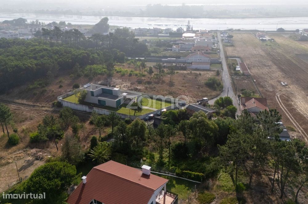 Moradia c/ terreno de 655m2, Ria de Aveiro, em Ovar