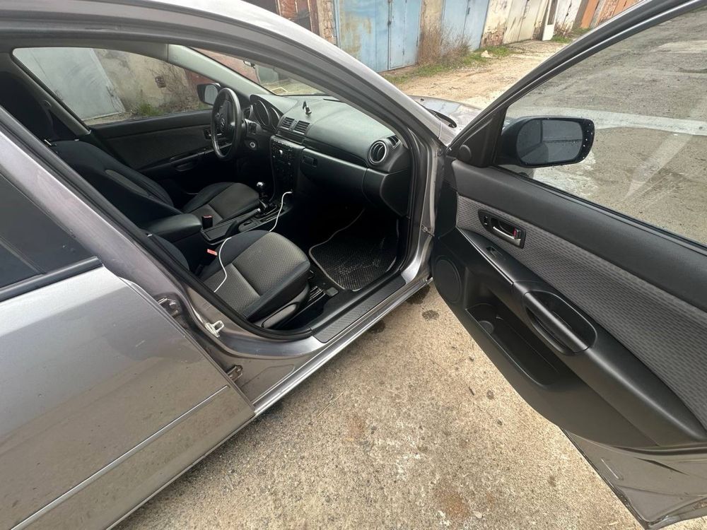 Продається Mazda 3 2004