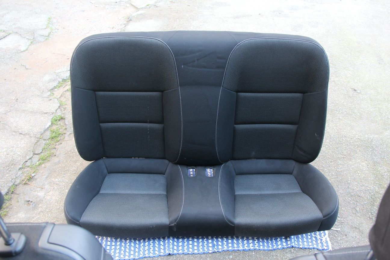 Banco traseiro do Peugeot 207cc