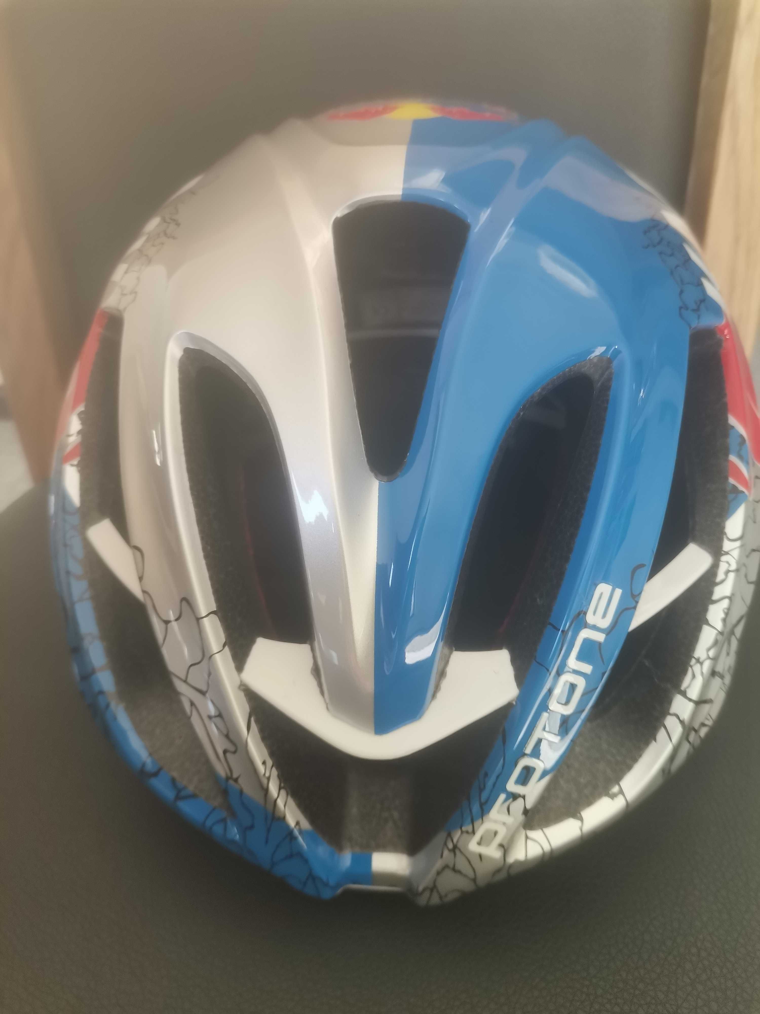 Kask rowerowy NOWY RED BULL