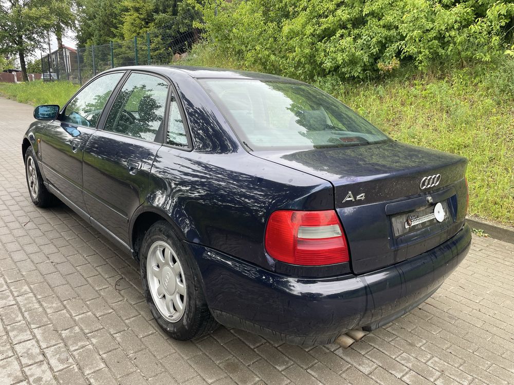 Audi A4 B5 1.8T Turbo sedan