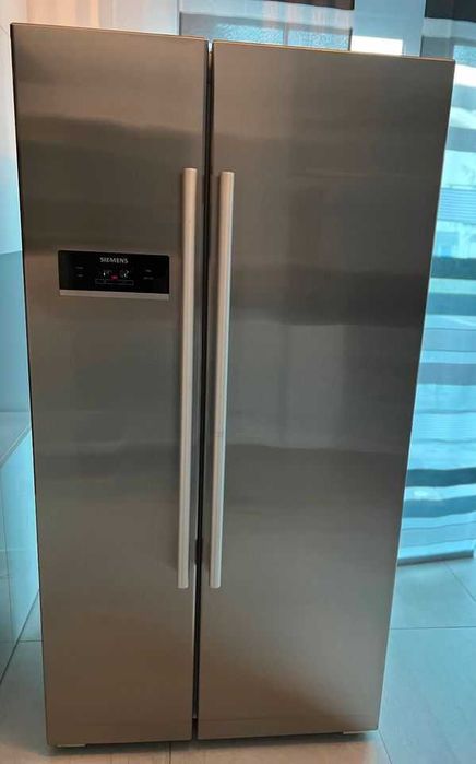Холодильник Siemens Side by side