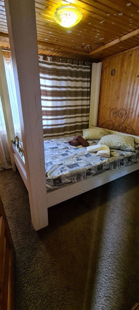 Відпочинок в Карпатах садиба ,,Адеміяʼʼ