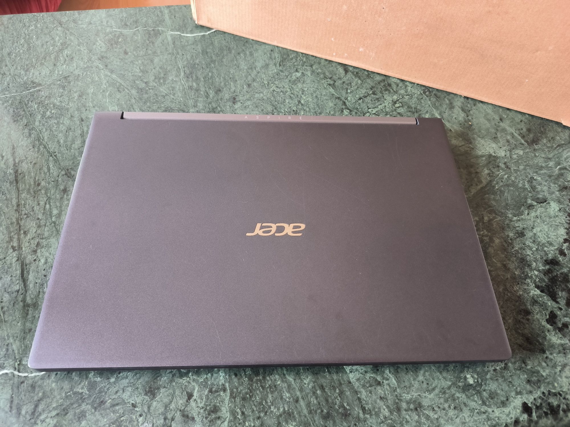 Игровой ноутбук Acer aspire 7 отличное состояние