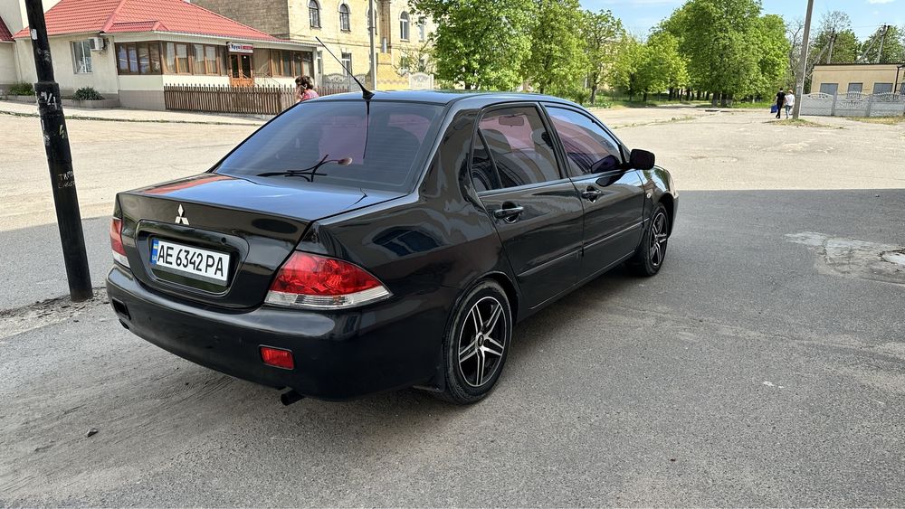 Mitsubishi Lancer 1.6 газ/бенз Автомат