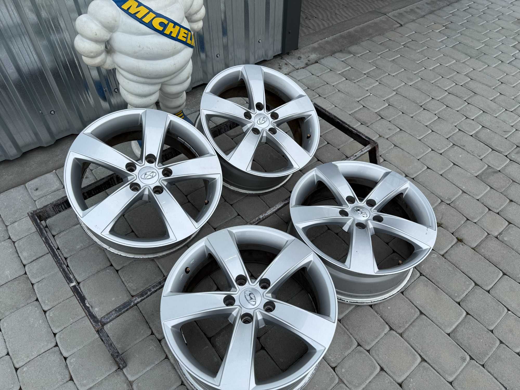 Диски Hyundai R17 5x114,3 7J ET50 Mazda Kia Hyundai Nissan Renault