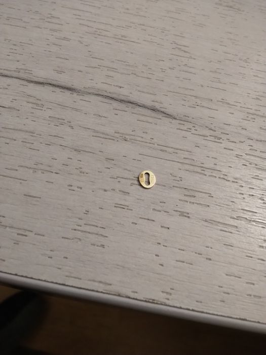 Кілечко з клеймом від золотого ланцюжка.( 585 * 0.06 грм. ).