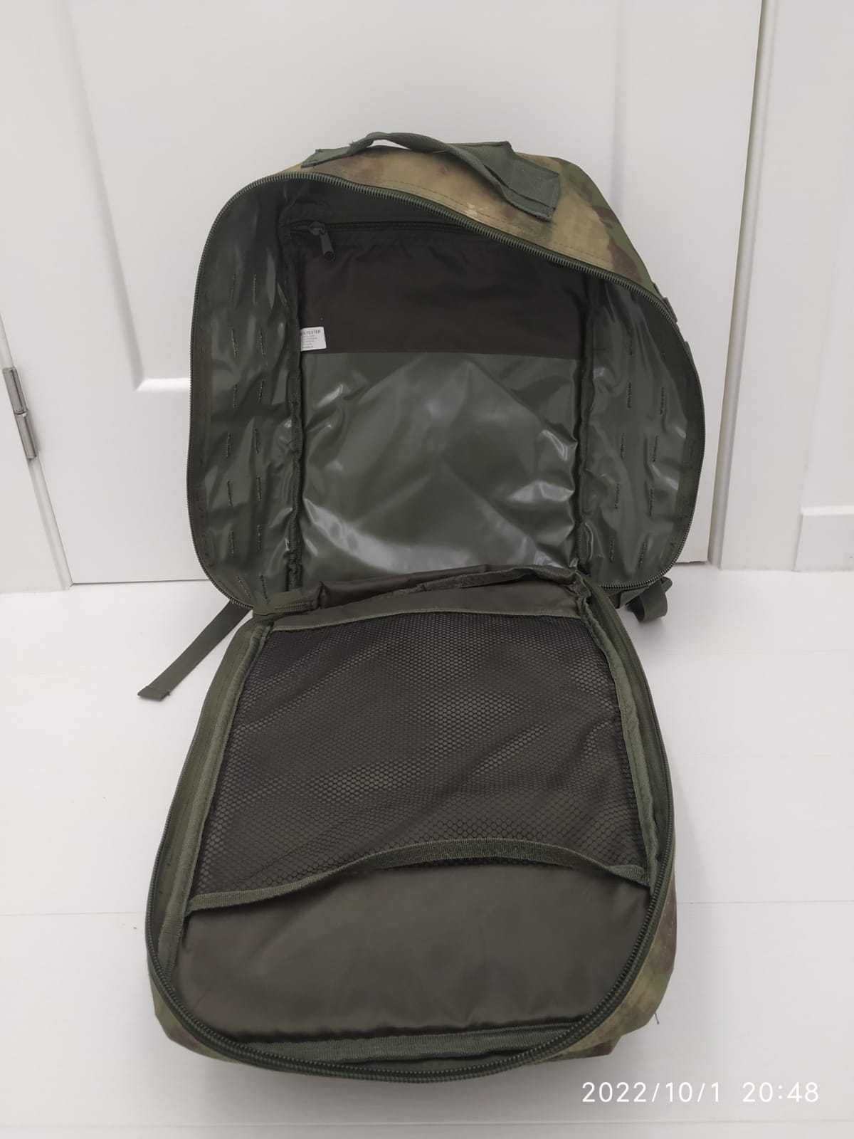 Mochila mil-tec camuflada