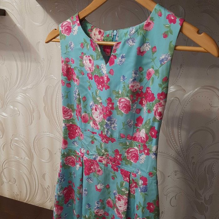 Продам сукню б/у