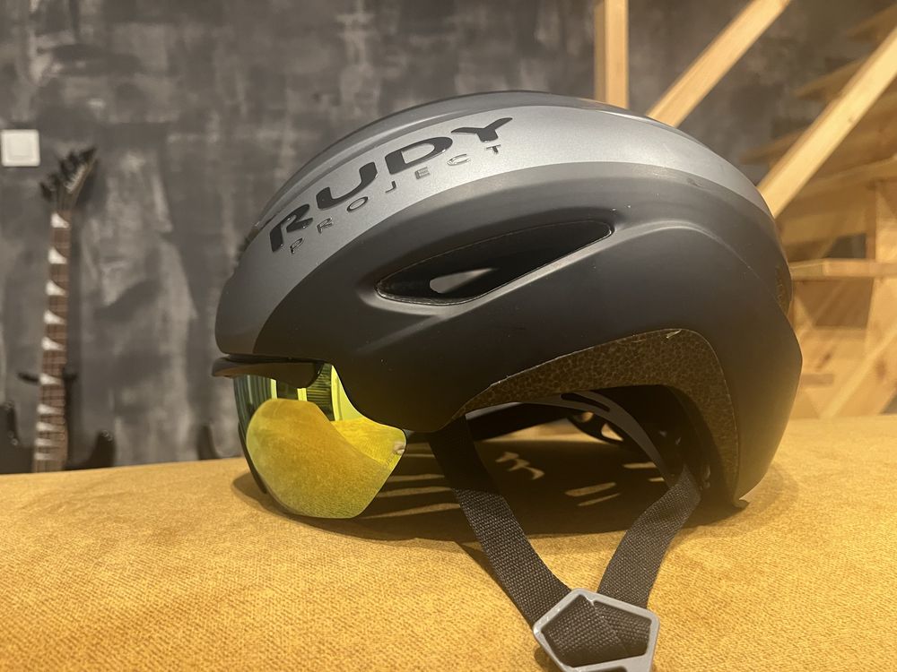 Kask rowerowy Rudy Project Volantis z szybka, rozmiar M