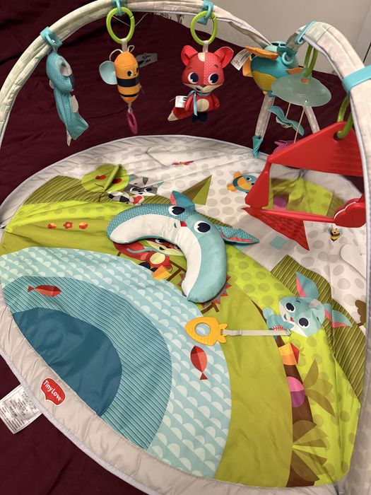 Розвиваючий килимок tiny love весела галявина великий