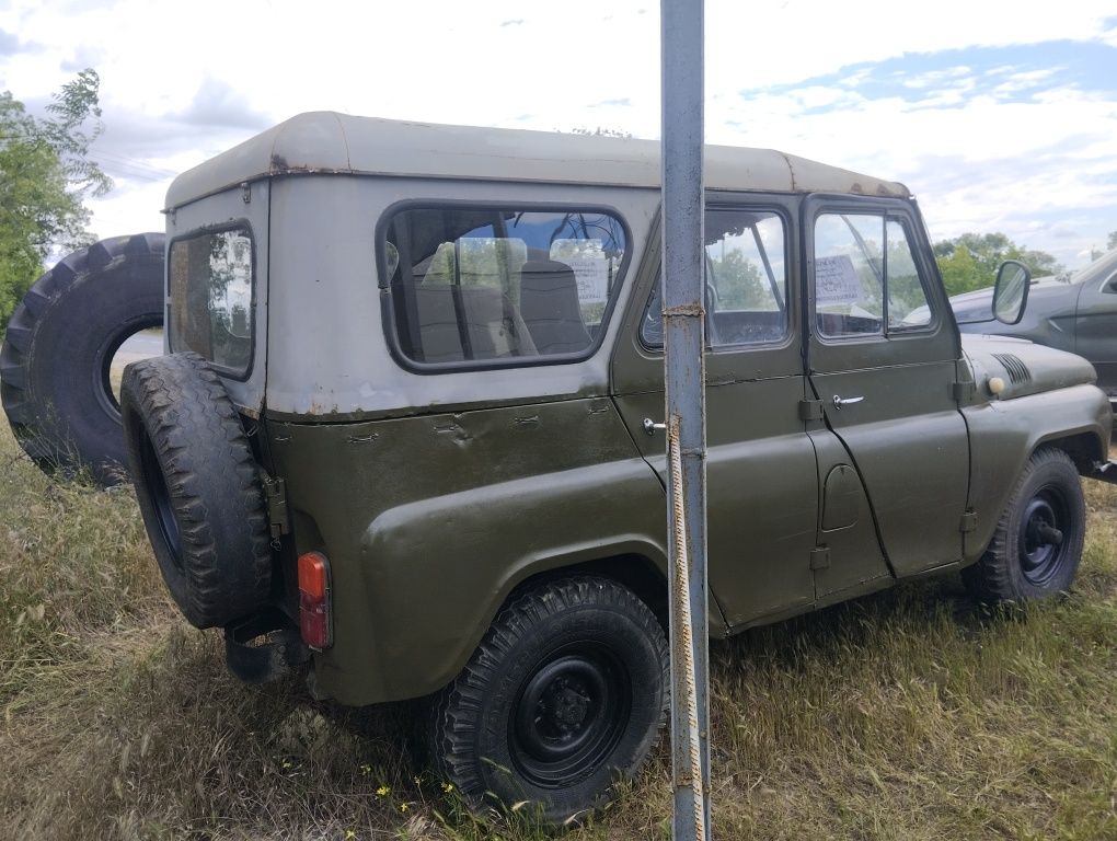 Срочно продам УаЗ полный привод