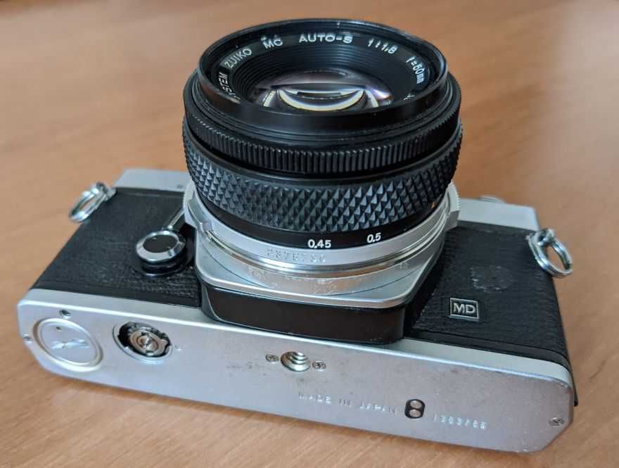 Плівкова камера Olympus OM-1n з оптикою 1,8/50 МС