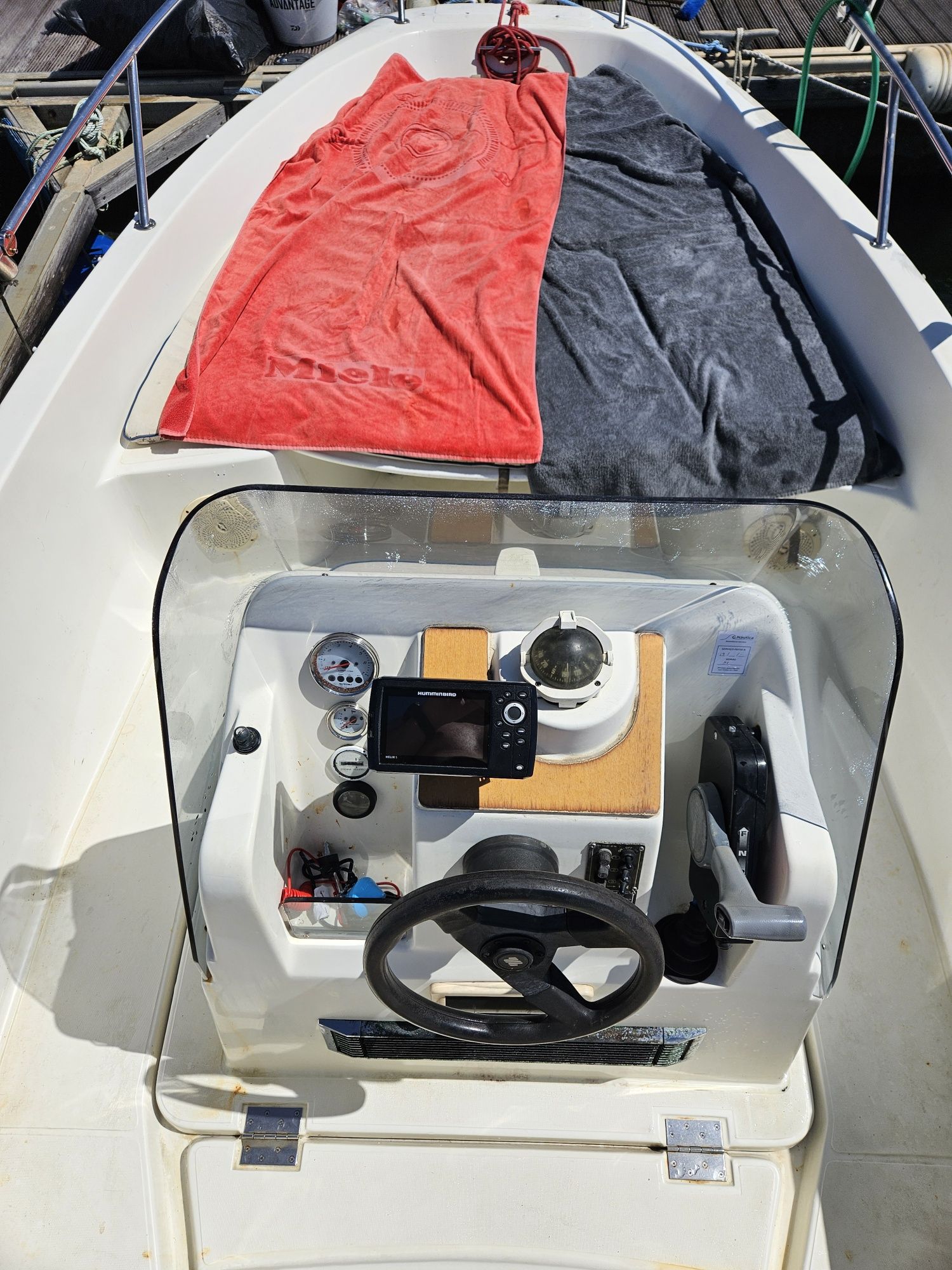 Barco  BENETEAU usado em bom estado