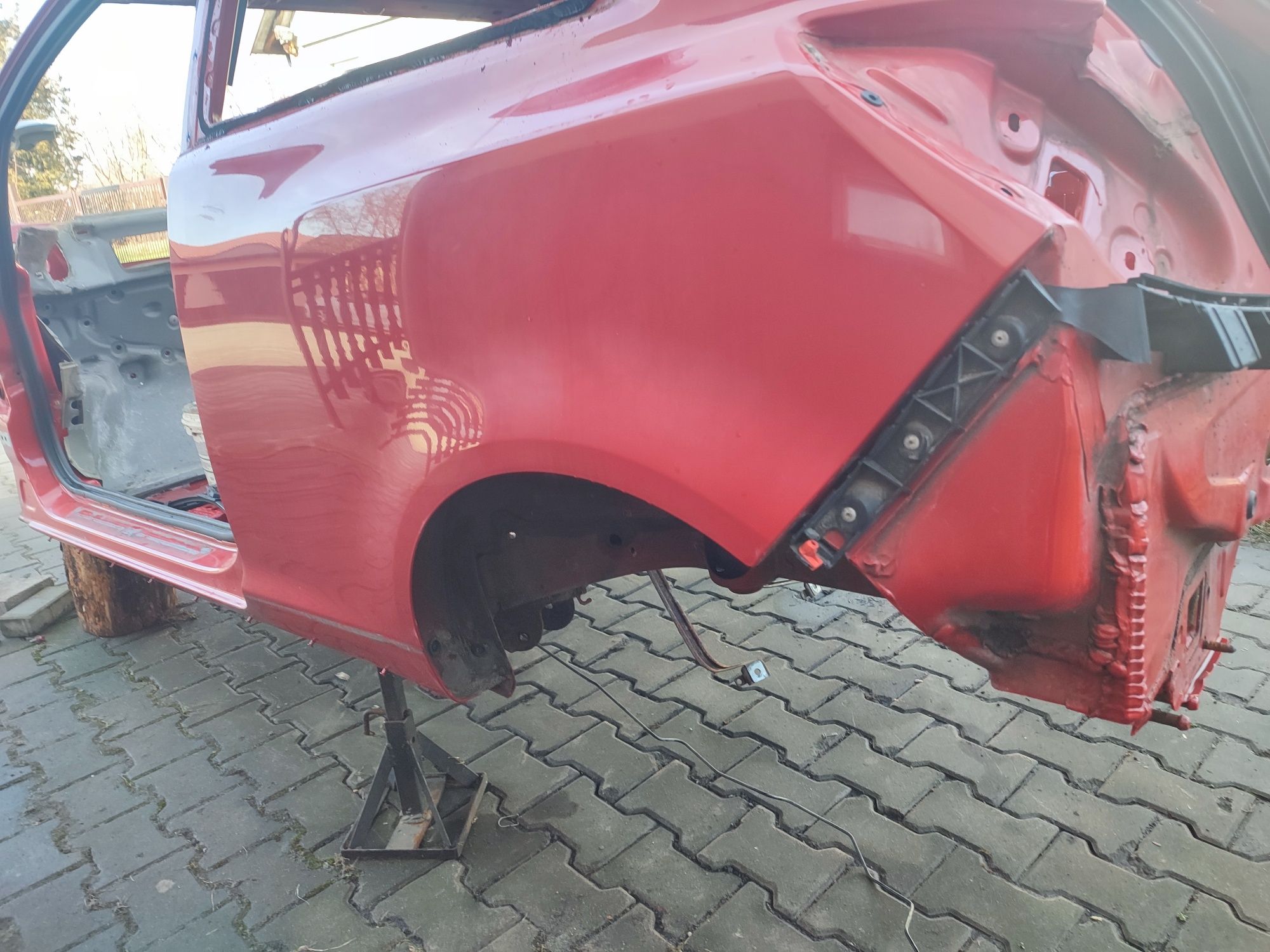 błotnik opel corsa  kod lakieru z20r