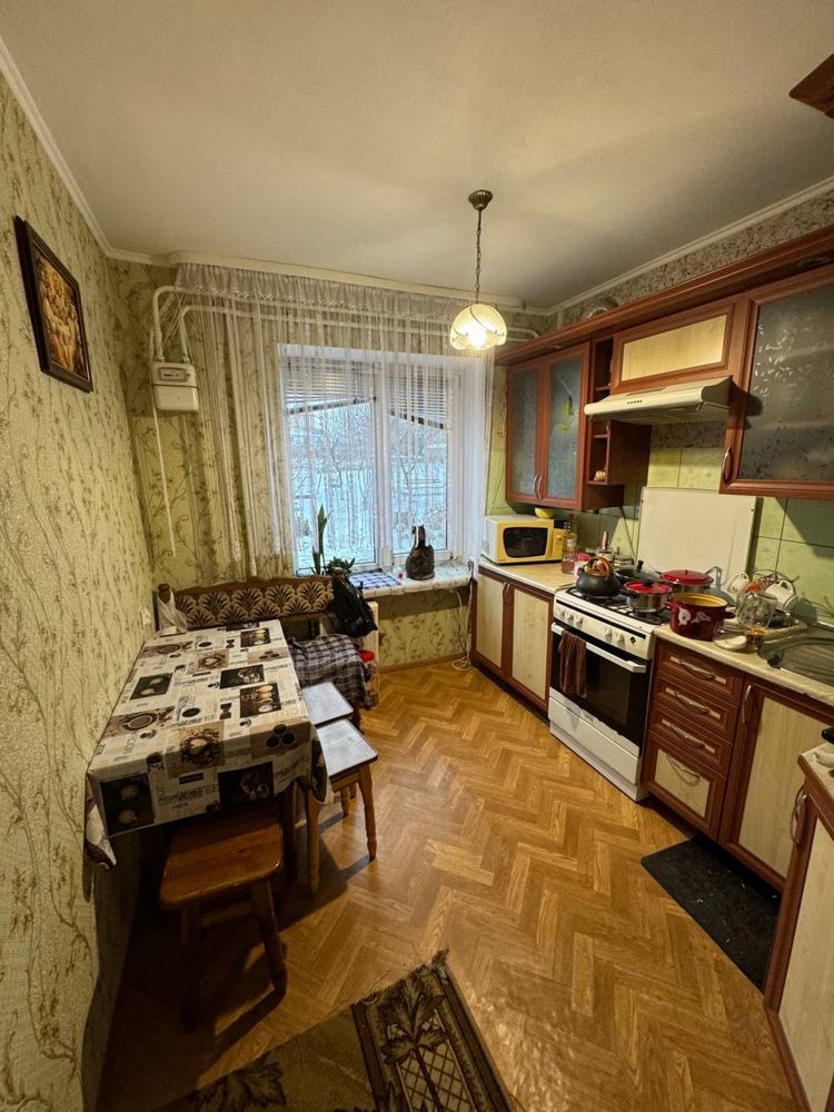 Продам трикімнатну квартиру у Здолбунові 2