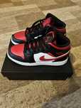 Air Jordan 1 Mid