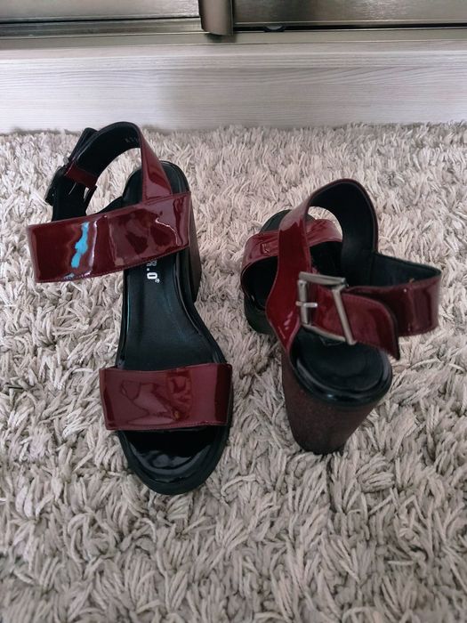 Босоніжки Guero 38 розмір