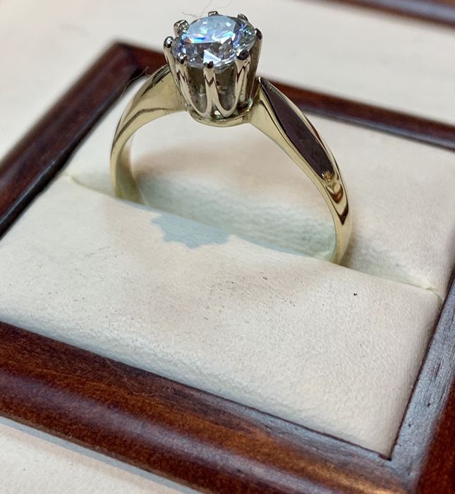 Pierścionek złoty z diamentem 1 ct ,brylantem syntetycznym Moissanite