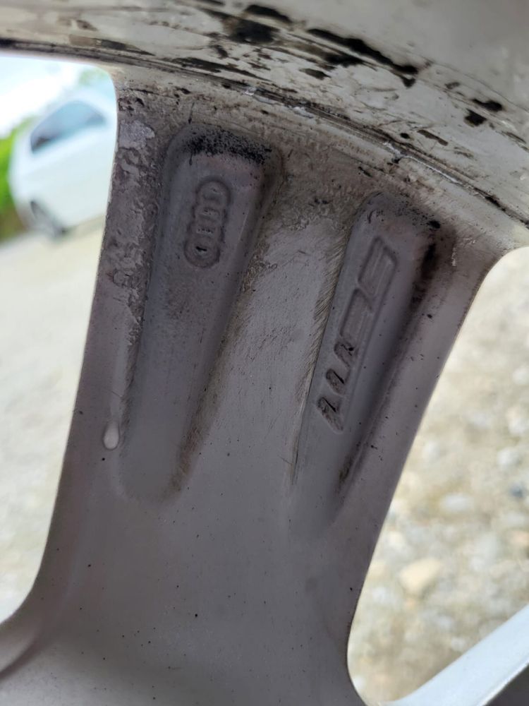 Oryginalne felgi Audi A3