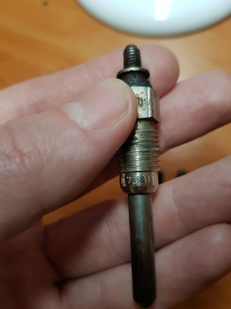 Свічки підігріву антифризу Hidria 11721113