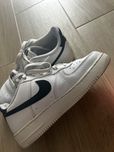 air force brancas e pretas