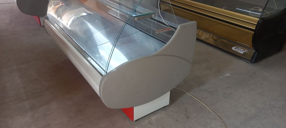 Холодильна вітрина, холодильник, морозилка, холодильна гірка, регал