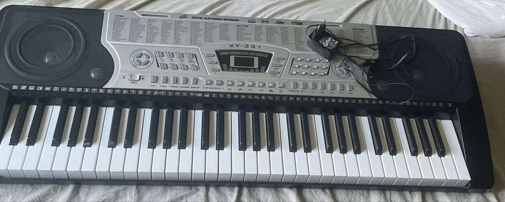 Синтезатор xy-331
