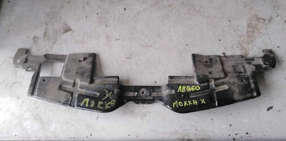 Opel Mokka X Wspornik Płyta Przedniego Zderzaka