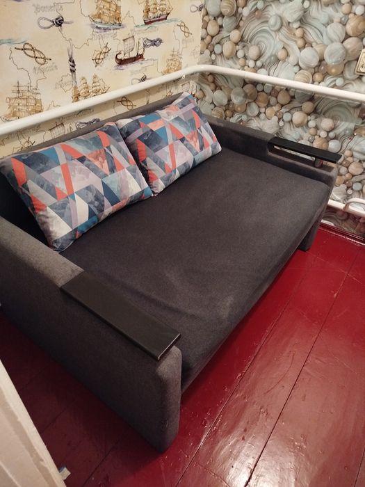 Продам диван малютка
