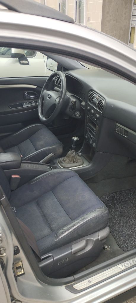Volvo V40 1.9  CR