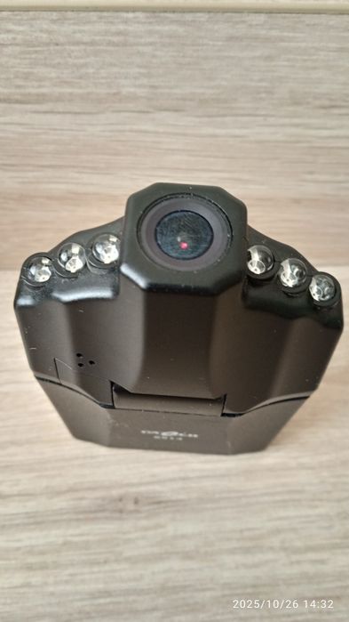 Продам автомобильный регистратор Gazer S514