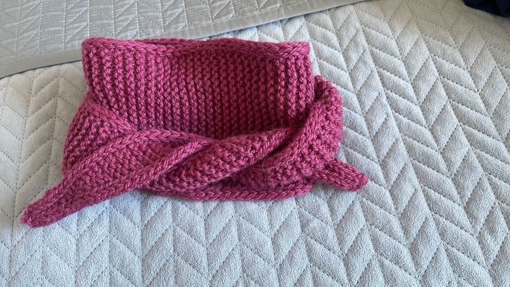 Szaliki robione na drutach Sofia