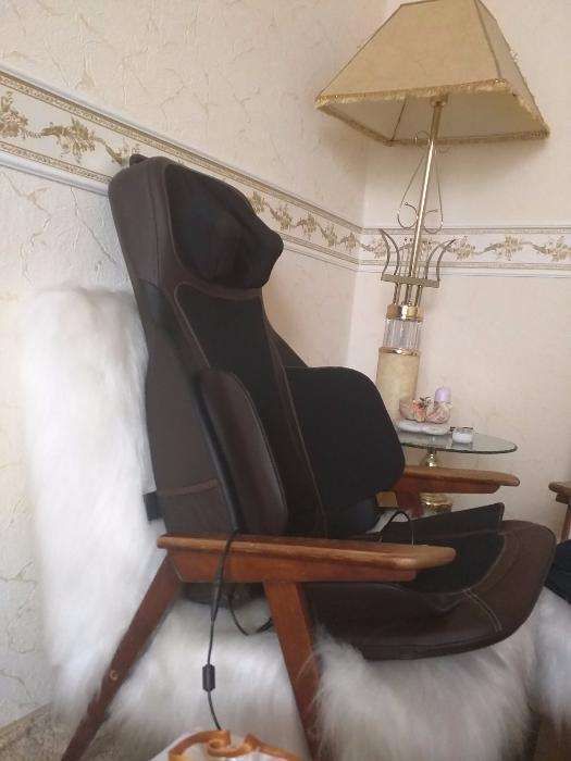 массажное кресло Brookstone - S8 массаж дома