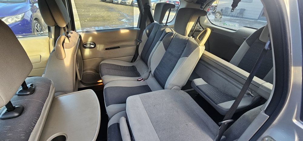 Renault Grand Scenic 7-Osobowy STAN BDB ! 2005r 1.9D w super kondycji