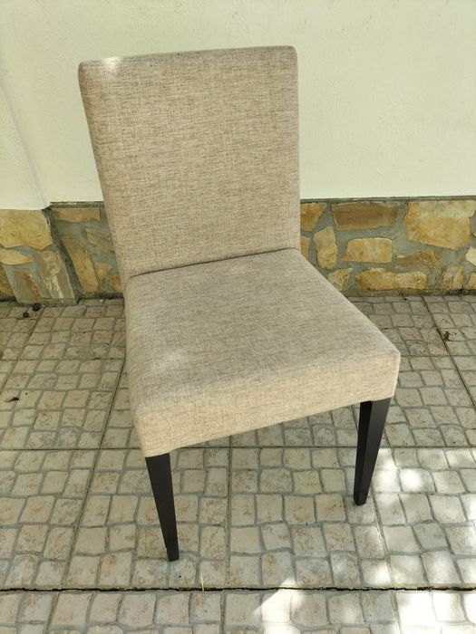 Cadeiras Forradas Antarte 140€ conjunto