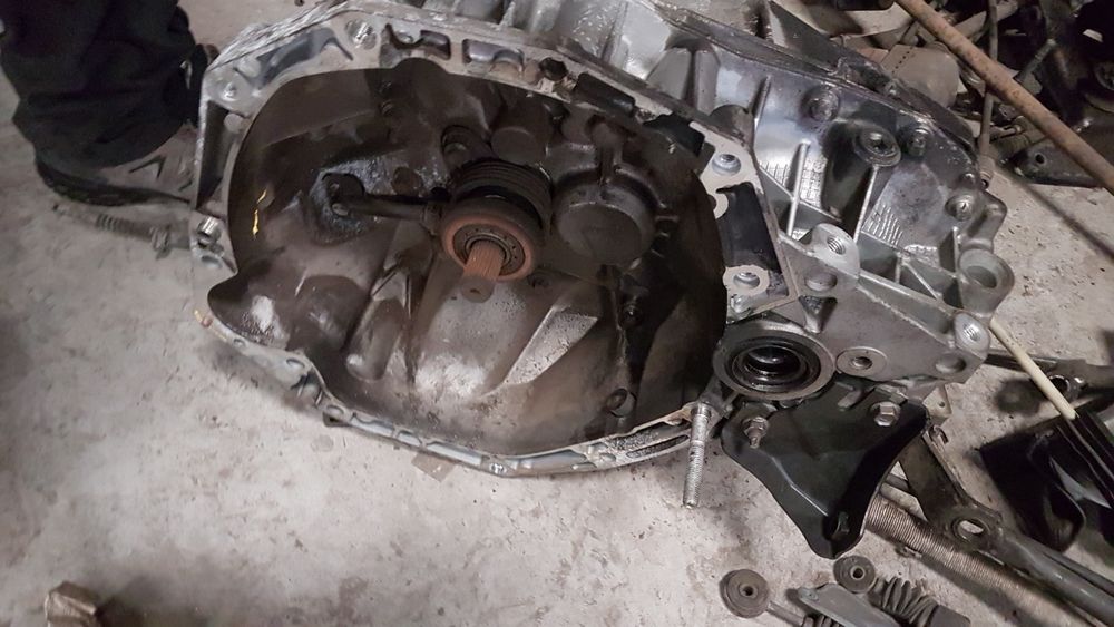 Caixa de velocidades Megane 1.5 dci 2008