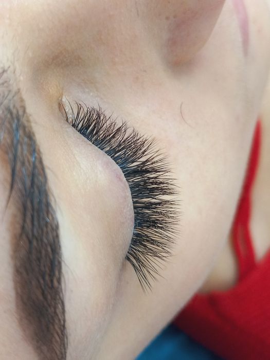 Нарощування вій/ламінування/брови