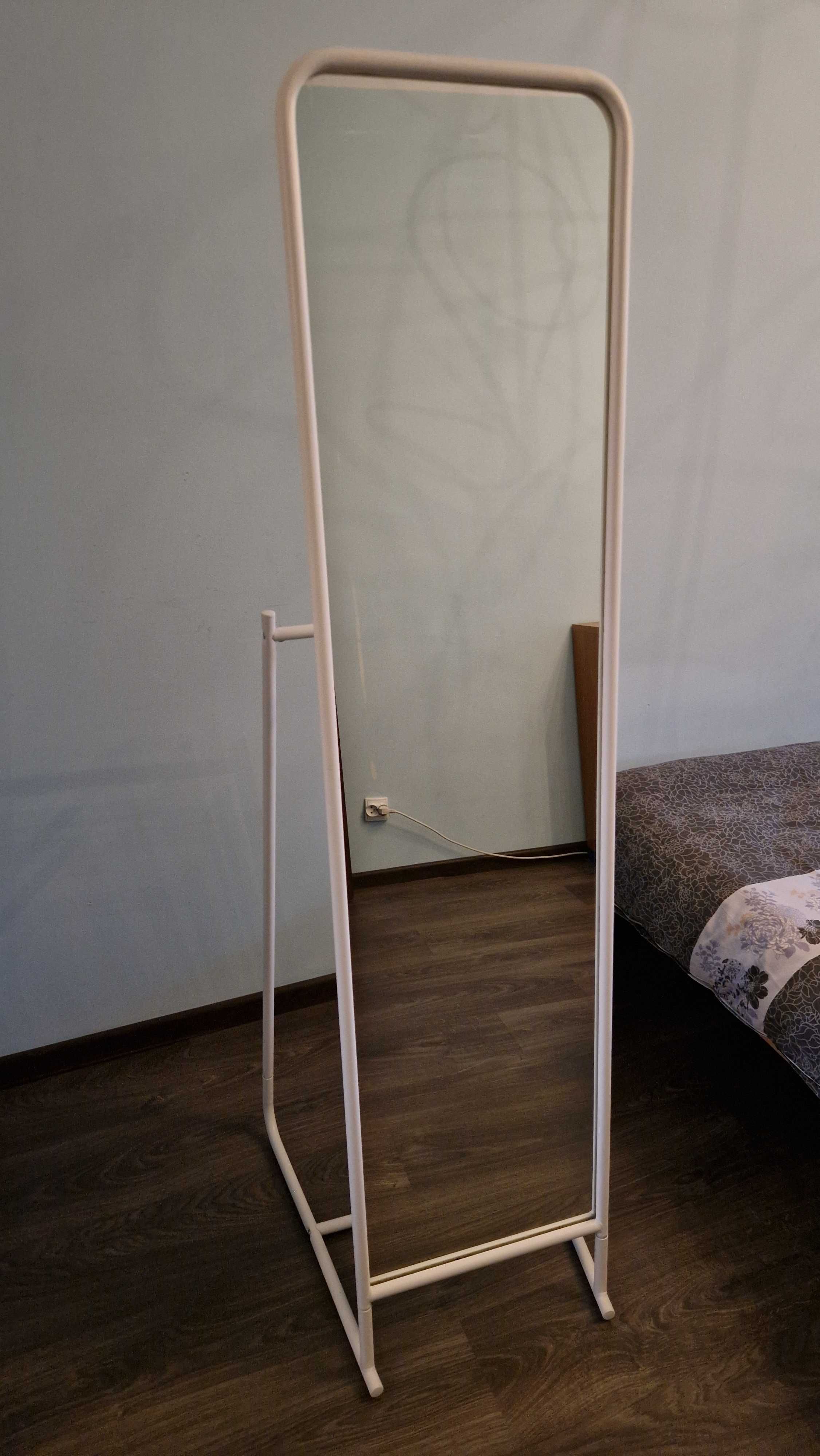 Lustro stojące Ikea