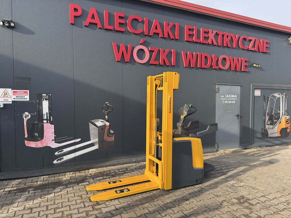 Paleciak elektryczny Jungheinrich 470 cm 1400 kg 2012 r ERC 214